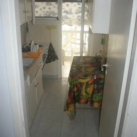 1bd 10m From The Beach *