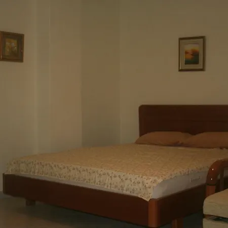 1bd 10m From The Beach Lejlighed