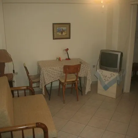 1bd 10m From The Beach Loutráki